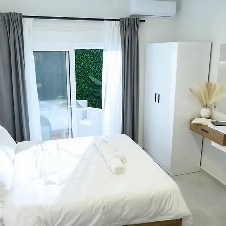 펜션 Coastline 1 Peraía